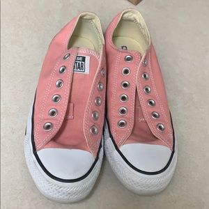 Pink converse - women’s 6.5